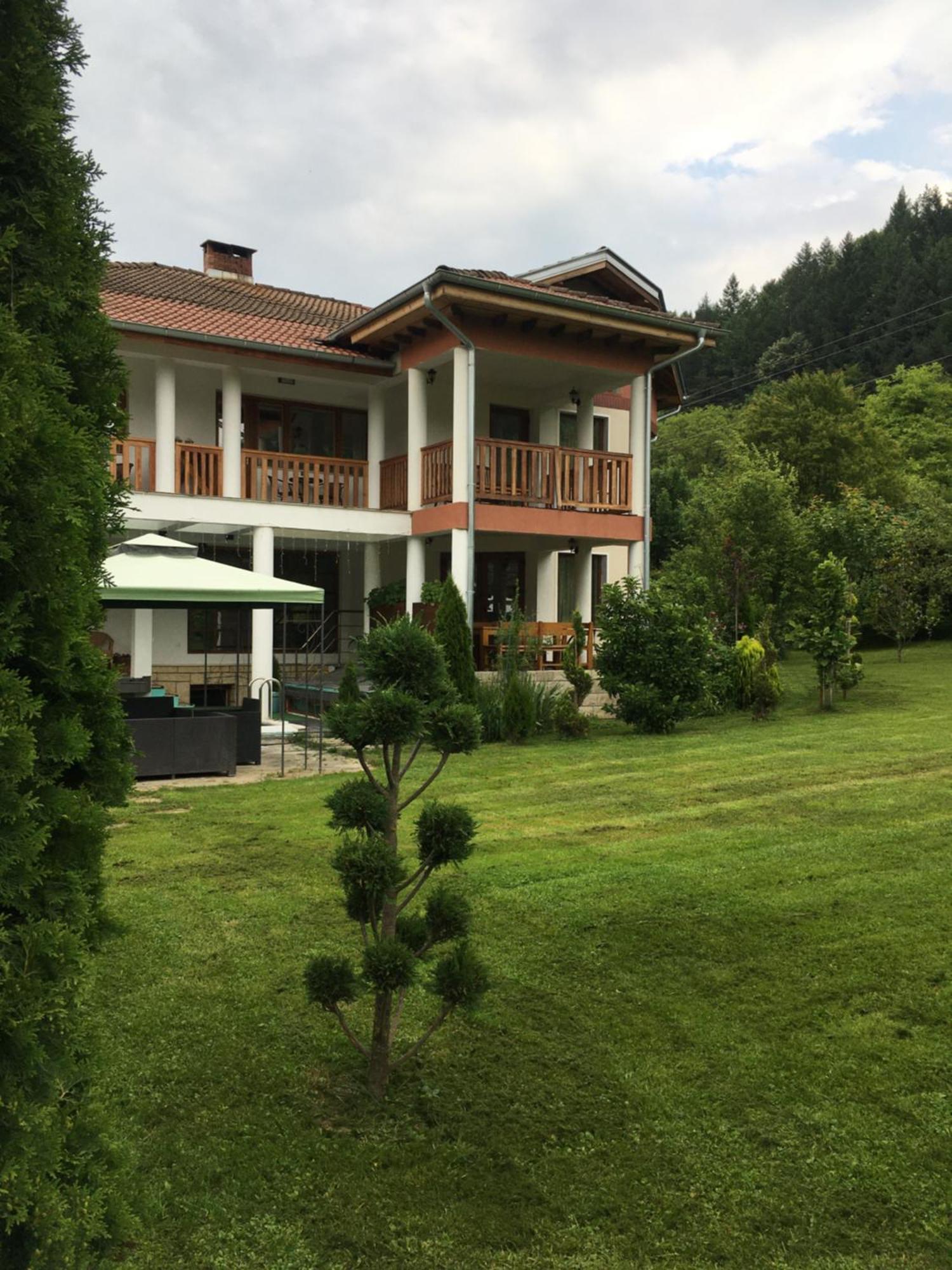 Guest House Rest Cherni Osum Exterior foto